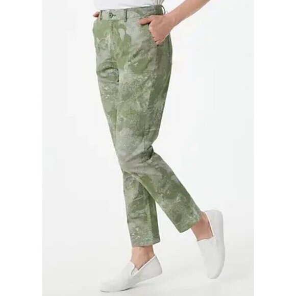 Denim & Co. Patterned EasyWear Twill Full-Length Pants Olive, Plus 24 - Picture 1 of 1